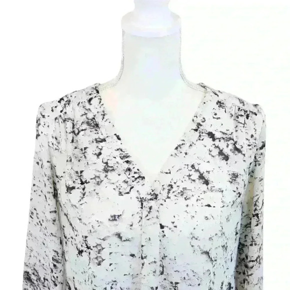 Saint Tropez West White & Purple Marbled Long Sleeve Button Up Blouse Size Small - Picture 7 of 8